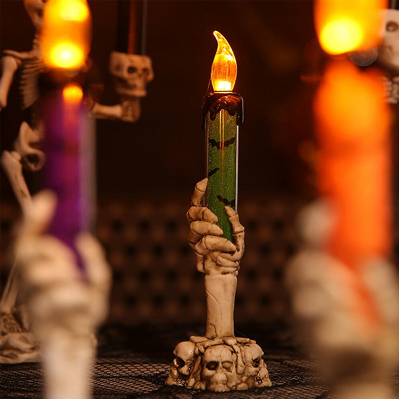 Decorazione a LED a forma di candela con una mano da fantasma per Hallowee