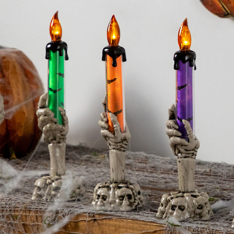 Decorazione a LED a forma di candela con una mano da fantasma per Hallowee