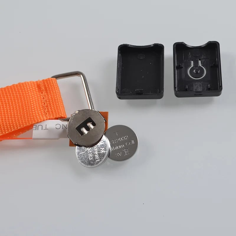 🐎 Cinghie LED per zampe di cavallo – Confezione da 4 | Luci di sicurezza ricaricabili per l'equitazione notturna | Chiusura in velcro regolabile adatta a cavalli di tutte le taglie ✨