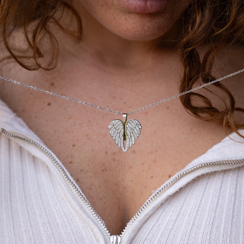 Collana personalizzata con nome e cuore a forma di pesca per San Valentino, per donna
