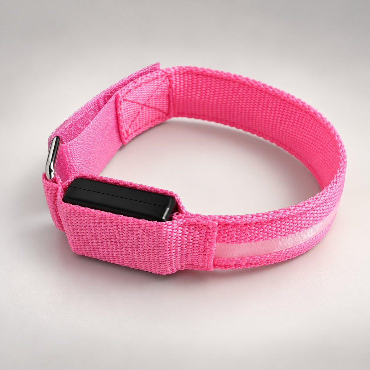 🐎 Cinghie LED per zampe di cavallo – Confezione da 4 | Luci di sicurezza ricaricabili per l'equitazione notturna | Chiusura in velcro regolabile adatta a cavalli di tutte le taglie ✨