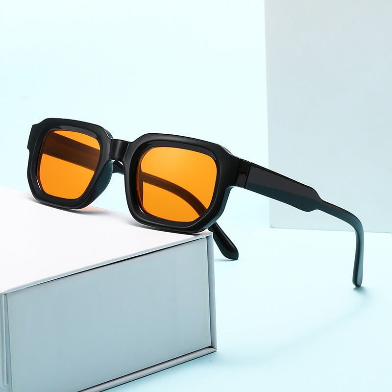 Occhiali da sole unisex con montatura spessa e quadrata