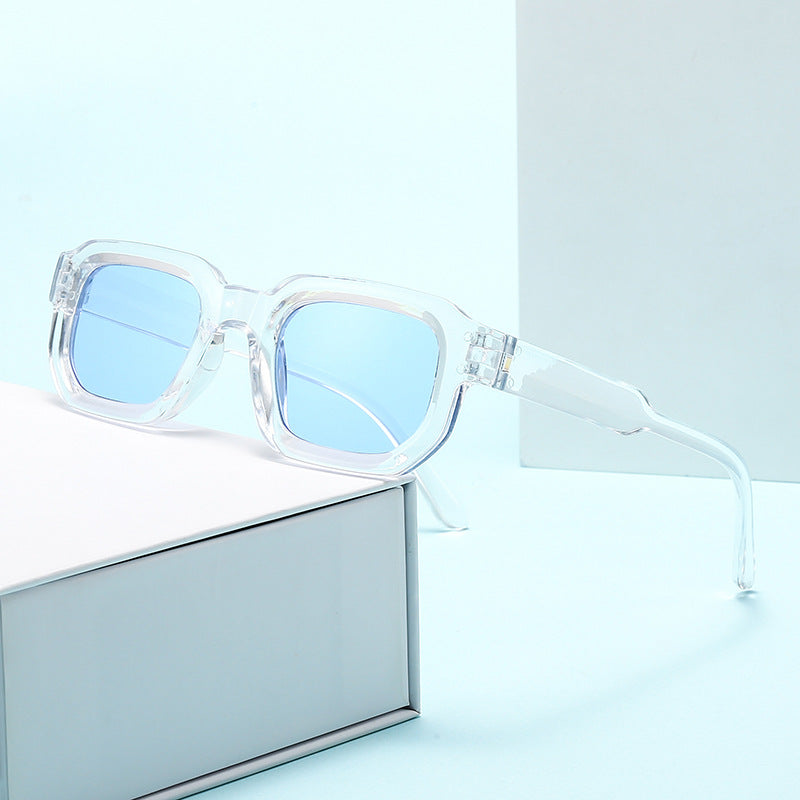 Occhiali da sole unisex con montatura spessa e quadrata