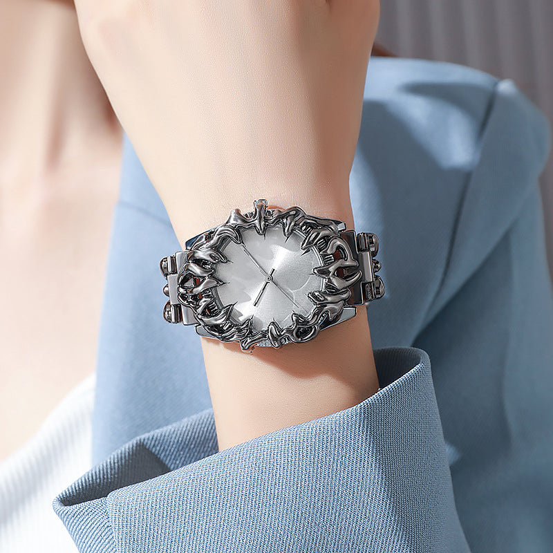 ⌚ SCONTO DEL 50% A TEMPO LIMITATO! ✨ Creativo orologio da uomo in quarzo a forma di artiglio – Quadrante rosso, bracciale scultoreo, stile di grande impatto